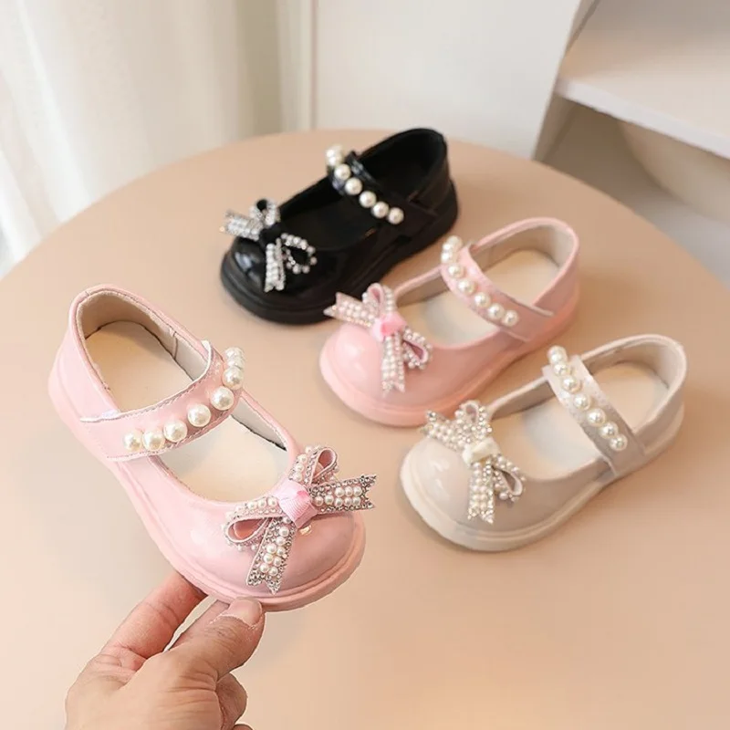 Детски модни обувки принцеса от изкуствена кожа с перлата на носа и възел за момичета, детски обувки с пеперуди1