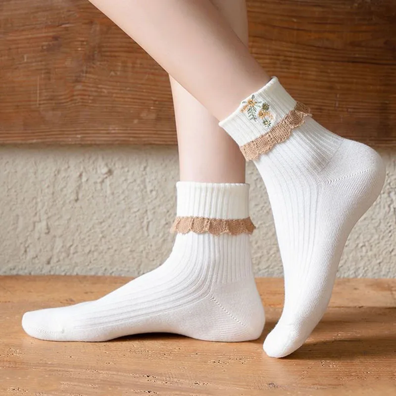 Японски сладки чорапи Jk, дантелени чорапи с пискюли и рюшами по краищата, дамски модни чорапи с цветна бродерия в стил харадзюку, ретро, с кръгло деколте0