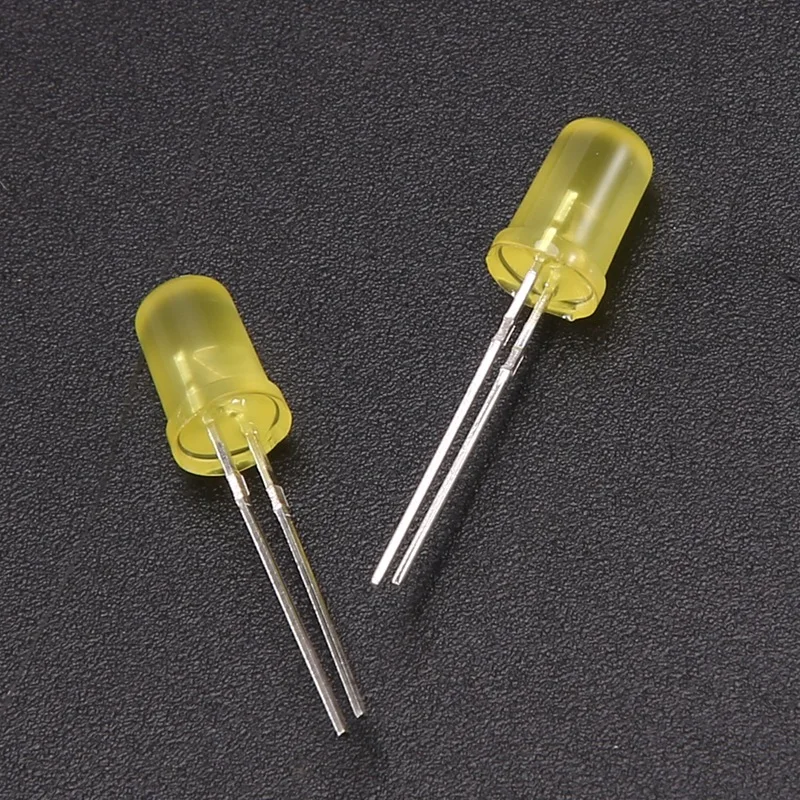 1000 бр. led мъниста в жълт цвят F5/5 мм в редица4