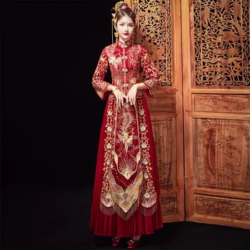 Китайското традиционната сватбена рокля, дрехи Чонсам, червени сатенени блузи с бродерия Ципао, женствена рокля от златен брокат
