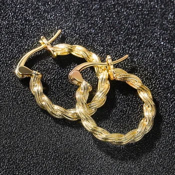 Huitan необичаен обрат дизайн обици-халки за жени Метал златист цвят Луксозни сватбени пръстени обеци-панти бижутата